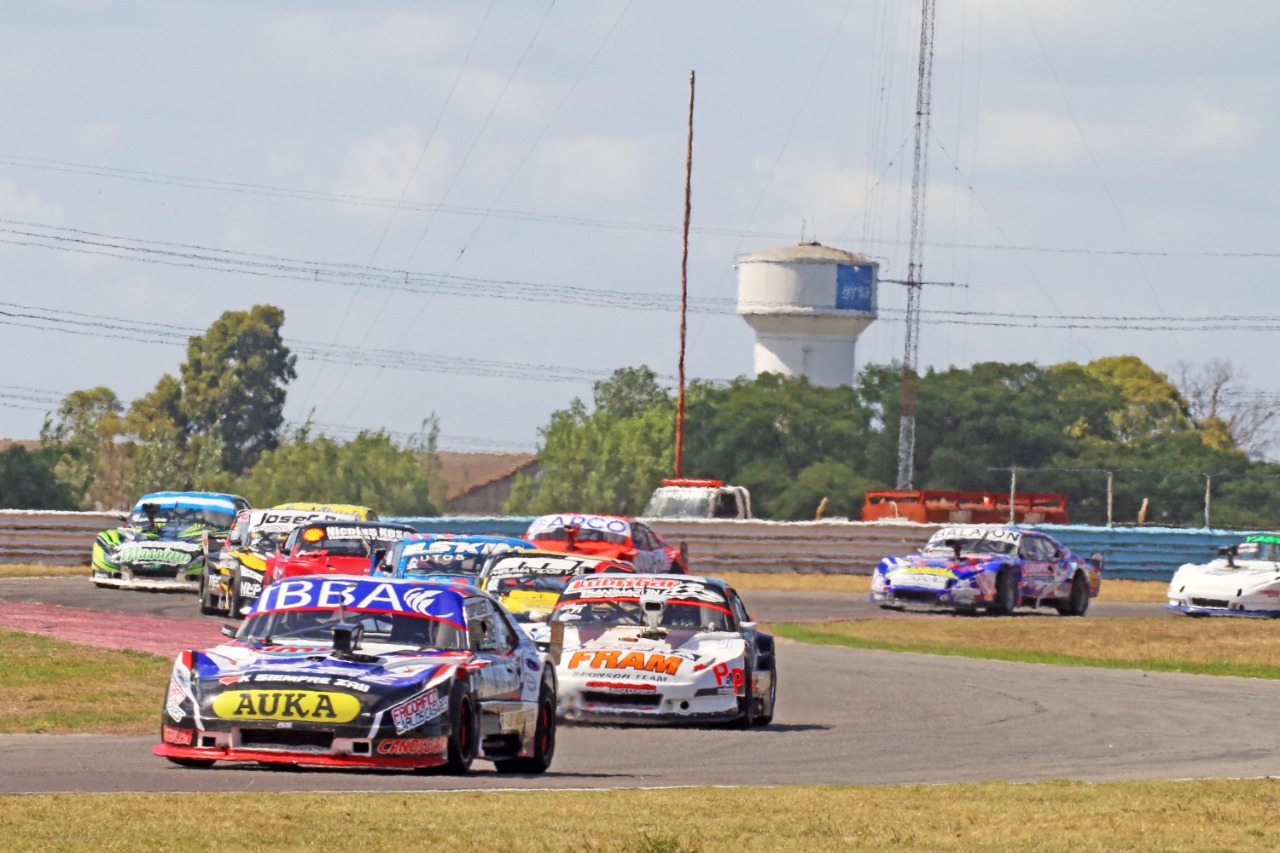 Imágenes de la primera final del Procar 4000: WhatsApp Image 2022-12-17 at 12.48.49.jpeg